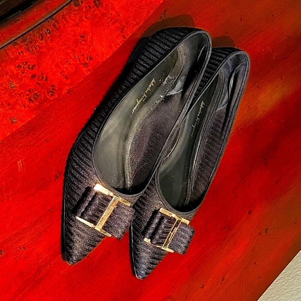 FERRAGAMO FLAT SHOES BLACK